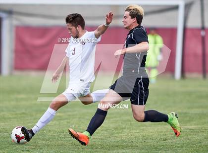 Thumbnail 2 in Maryville @ Dobyns-Bennett (TSSAA AAA Sectional Playoff) photogallery.