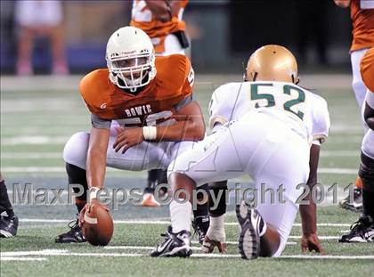 Thumbnail 1 in Bowie vs. DeSoto (Kirk Herbstreit National Kickoff Classic) photogallery.