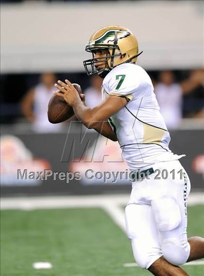 Thumbnail 3 in Bowie vs. DeSoto (Kirk Herbstreit National Kickoff Classic) photogallery.