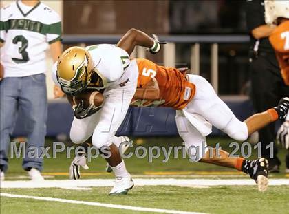 Thumbnail 1 in Bowie vs. DeSoto (Kirk Herbstreit National Kickoff Classic) photogallery.