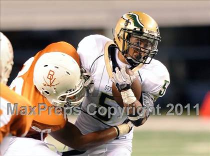 Thumbnail 2 in Bowie vs. DeSoto (Kirk Herbstreit National Kickoff Classic) photogallery.