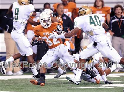 Thumbnail 3 in Bowie vs. DeSoto (Kirk Herbstreit National Kickoff Classic) photogallery.