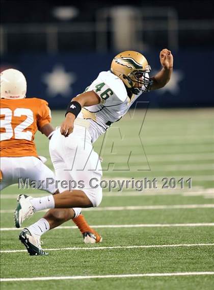 Thumbnail 2 in Bowie vs. DeSoto (Kirk Herbstreit National Kickoff Classic) photogallery.