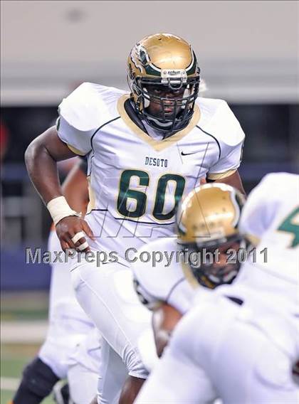 Thumbnail 3 in Bowie vs. DeSoto (Kirk Herbstreit National Kickoff Classic) photogallery.