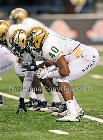 Thumbnail 1 in Bowie vs. DeSoto (Kirk Herbstreit National Kickoff Classic) photogallery.