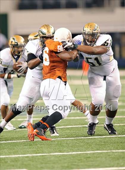 Thumbnail 3 in Bowie vs. DeSoto (Kirk Herbstreit National Kickoff Classic) photogallery.