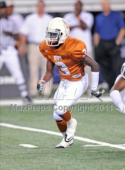 Thumbnail 3 in Bowie vs. DeSoto (Kirk Herbstreit National Kickoff Classic) photogallery.