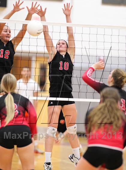Thumbnail 3 in Middleburg @ Creekside photogallery.