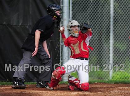 Thumbnail 1 in New Canaan vs. Hand (CIAC Class L Quarterfinal) photogallery.