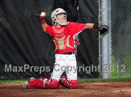 Thumbnail 2 in New Canaan vs. Hand (CIAC Class L Quarterfinal) photogallery.