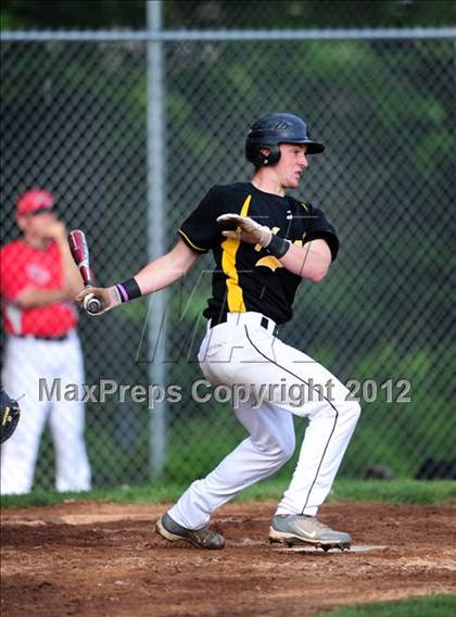 Thumbnail 2 in New Canaan vs. Hand (CIAC Class L Quarterfinal) photogallery.
