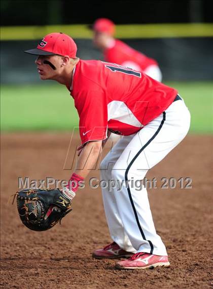 Thumbnail 2 in New Canaan vs. Hand (CIAC Class L Quarterfinal) photogallery.