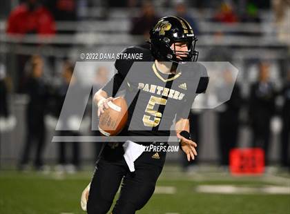 Thumbnail 2 in Franklin @ Anahuac (UIL Area Playoff) photogallery.