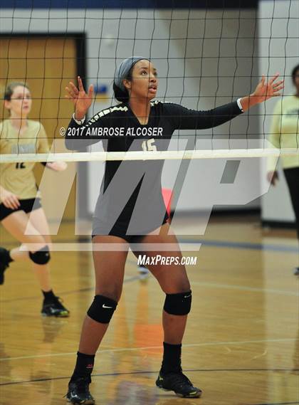 Thumbnail 3 in Fort Bend Austin vs. Conroe (Katy/CyFair Volleyball Classic) photogallery.