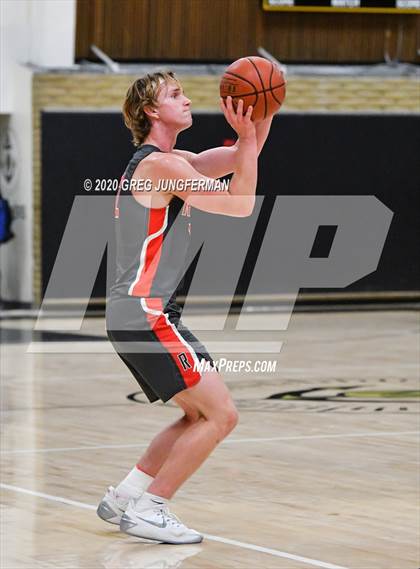 Thumbnail 1 in Redwood Boys Basketball (Extending the Season) photogallery.
