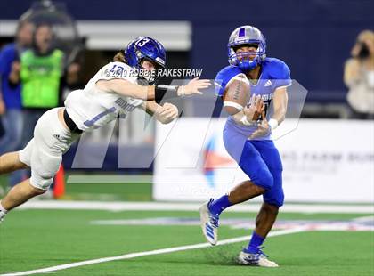 Thumbnail 3 in Gunter vs. Pewitt (UIL 3A Division 2 Final) photogallery.