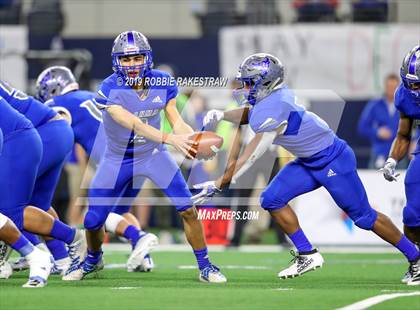 Thumbnail 2 in Gunter vs. Pewitt (UIL 3A Division 2 Final) photogallery.