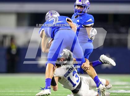 Thumbnail 2 in Gunter vs. Pewitt (UIL 3A Division 2 Final) photogallery.