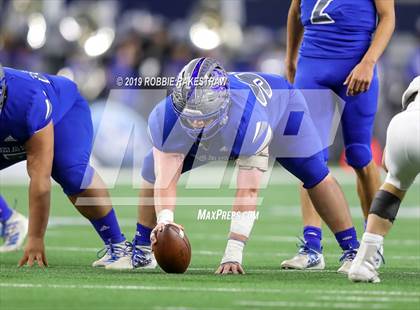 Thumbnail 2 in Gunter vs. Pewitt (UIL 3A Division 2 Final) photogallery.