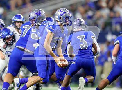 Thumbnail 1 in Gunter vs. Pewitt (UIL 3A Division 2 Final) photogallery.