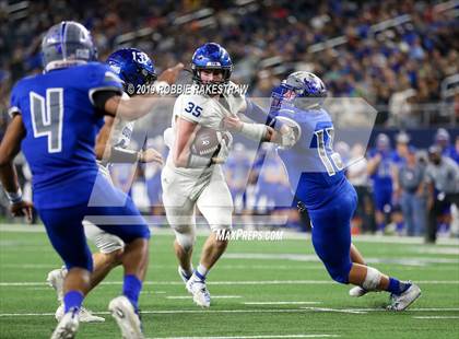 Thumbnail 2 in Gunter vs. Pewitt (UIL 3A Division 2 Final) photogallery.