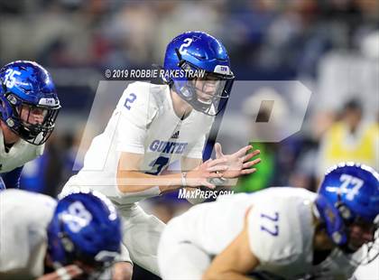 Thumbnail 3 in Gunter vs. Pewitt (UIL 3A Division 2 Final) photogallery.