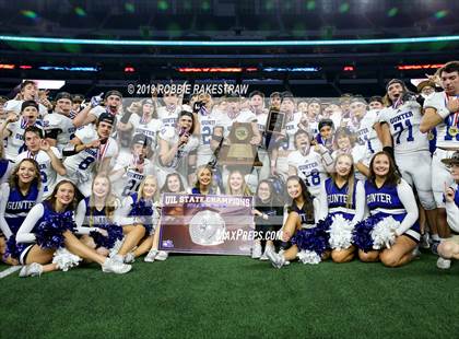 Thumbnail 1 in Gunter vs. Pewitt (UIL 3A Division 2 Final) photogallery.