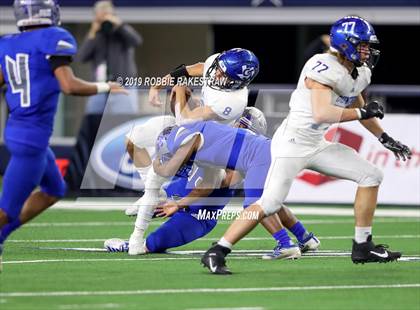 Thumbnail 2 in Gunter vs. Pewitt (UIL 3A Division 2 Final) photogallery.