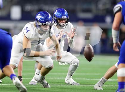 Thumbnail 1 in Gunter vs. Pewitt (UIL 3A Division 2 Final) photogallery.