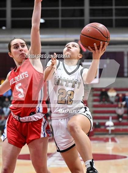 Thumbnail 2 in Archbishop Mitty vs. St. Ignatius College Preparatory (CIF CCS Open Final) photogallery.