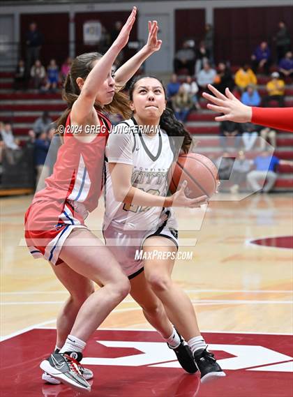 Thumbnail 2 in Archbishop Mitty vs. St. Ignatius College Preparatory (CIF CCS Open Final) photogallery.