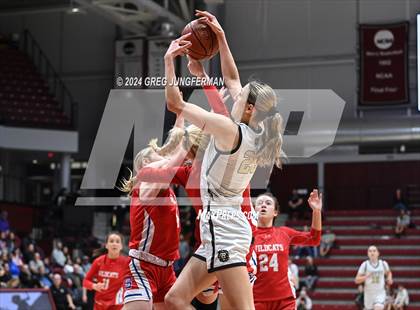 Thumbnail 3 in Archbishop Mitty vs. St. Ignatius College Preparatory (CIF CCS Open Final) photogallery.