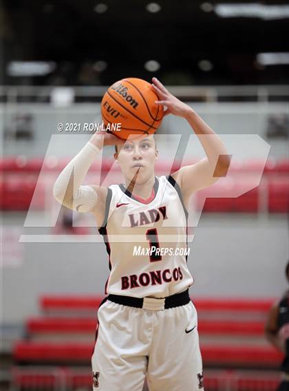 Thumbnail 3 in Westmoore @ Mustang photogallery.