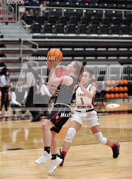 Thumbnail 3 in Westmoore @ Mustang photogallery.