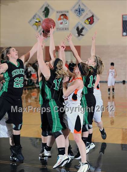 Thumbnail 3 in Webster vs. Siren photogallery.