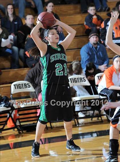 Thumbnail 3 in Webster vs. Siren photogallery.