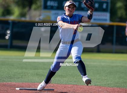 Thumbnail 3 in West Monroe vs. St. Amant (LHSAA Division1 Non-Select Semifinal) photogallery.