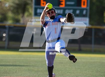 Thumbnail 2 in West Monroe vs. St. Amant (LHSAA Division1 Non-Select Semifinal) photogallery.