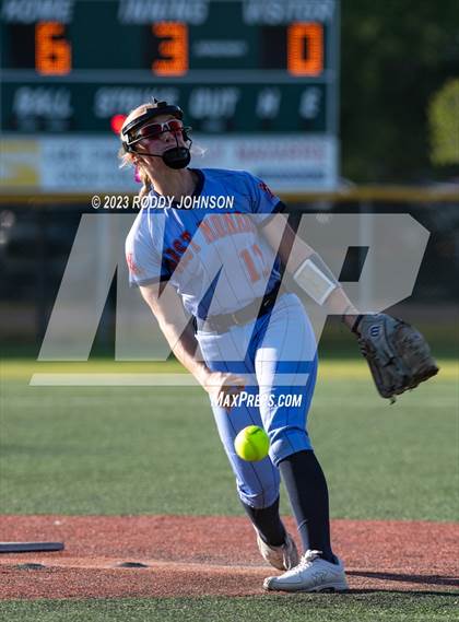 Thumbnail 3 in West Monroe vs. St. Amant (LHSAA Division1 Non-Select Semifinal) photogallery.