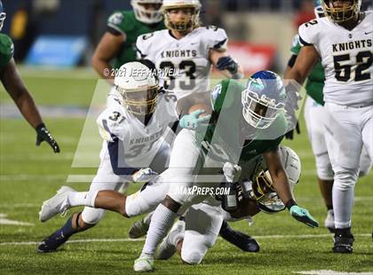 Thumbnail 1 in Archbishop Hoban vs. Winton Woods (OHSAA D2 Final) photogallery.