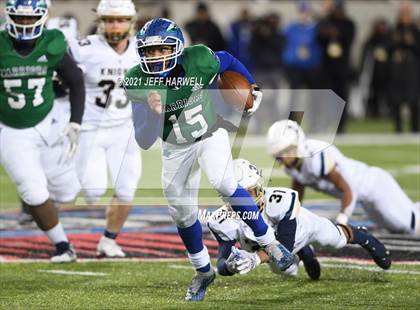 Thumbnail 1 in Archbishop Hoban vs. Winton Woods (OHSAA D2 Final) photogallery.