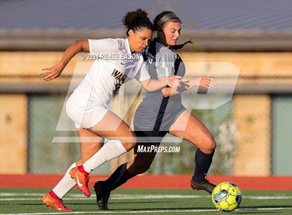 Thumbnail 2 in Lone Star vs. Memorial photogallery.