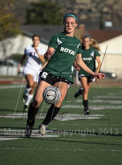Thumbnail 3 in Royal @ Simi Valley photogallery.