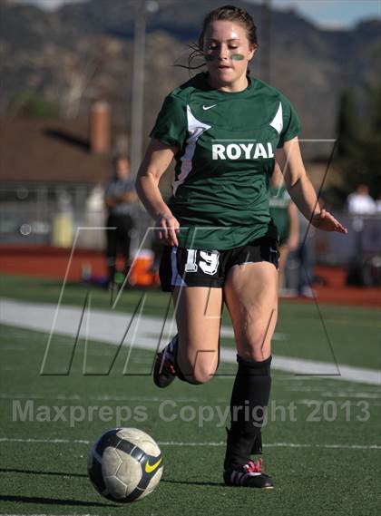 Thumbnail 3 in Royal @ Simi Valley photogallery.