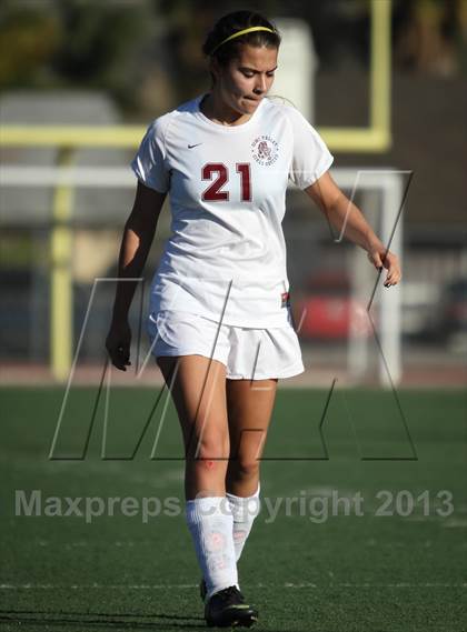 Thumbnail 2 in Royal @ Simi Valley photogallery.