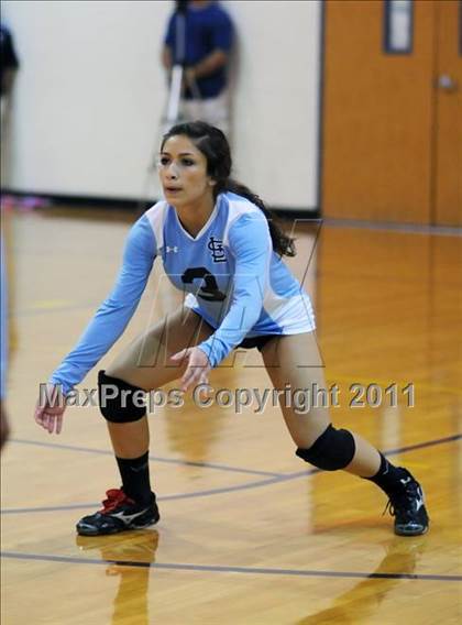 Thumbnail 1 in Foothill vs St. Lucy's (Durango Fall Classic) photogallery.