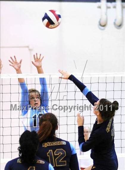 Thumbnail 3 in Foothill vs St. Lucy's (Durango Fall Classic) photogallery.