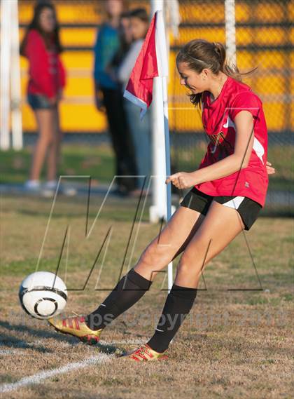 Thumbnail 2 in Hemet vs. Palm Desert photogallery.