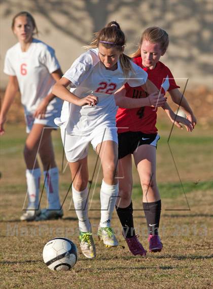 Thumbnail 3 in Hemet vs. Palm Desert photogallery.
