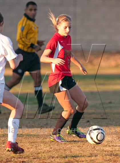 Thumbnail 3 in Hemet vs. Palm Desert photogallery.